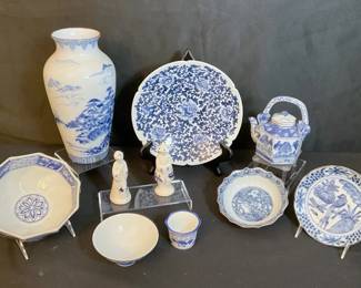Asian Inspired Blue White Decor