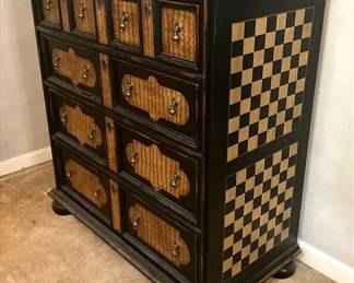 Drexel Heritage Chest Of Drawers