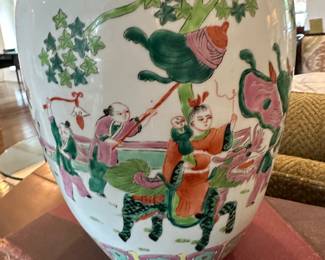 Antique Famille Rose Porcelain jar