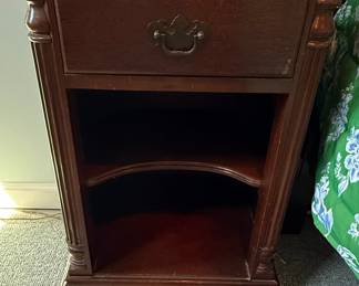 Mahogany Nightstand Style