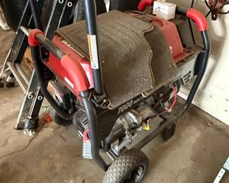 Troy-Bilt XP Series 7000 Watt Generator