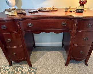 Mahogany Kidney Shape Vanity Desk