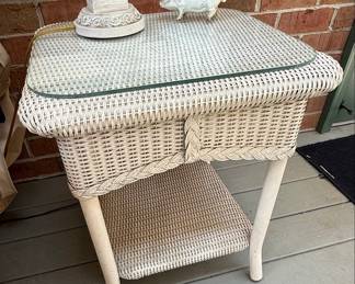 Lloyd Flanders Wicker Patio Set
