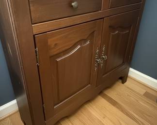 Brown Wood Sideboard Style
