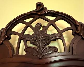 Chippendale Style Carved Mahogany Mirror