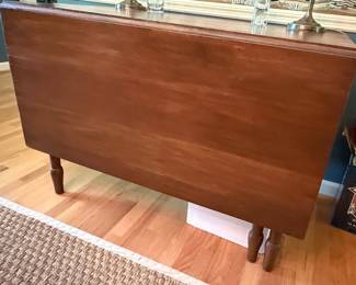 Chippendale Style Drop Leaf Gateleg Table