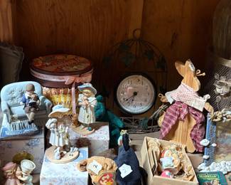 Collectible figurines