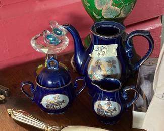 Lamp, tea set, antique brush