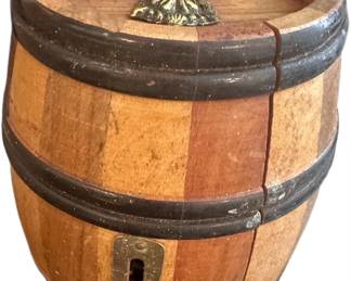 WOOD BARREL BANK
