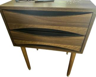 2 DRAWER RETRO BEDSIDE TABLE