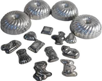 VINTAGE BAKING MOLDS & CANDY MOLDS