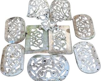 LOADS OF FOUNDRY PIECES