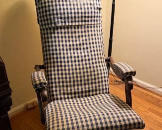 A second view of the rocking chair which converts to a day bed. See previous description