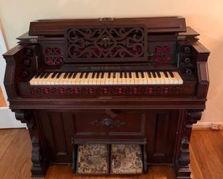 Pump organ made by Jewett and Goodman c. 1870 in excellent condition including the bellows