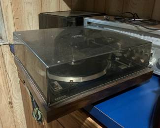 Zenith "Allegro" Turntable and Lloyd's AM/FM Stereo Receiver