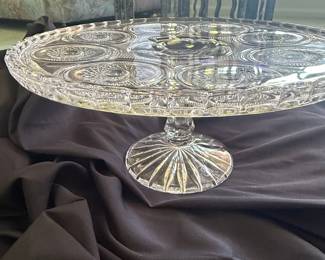 Crystal Cake Stand with "The Byrdes" Pattern by Hofbauer