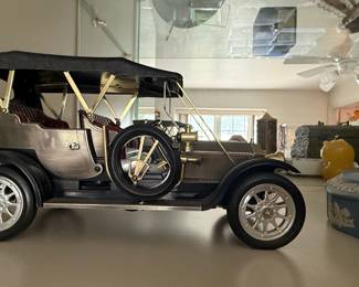 Model Car - 1910 Rolls-Royce Silver Ghost Touring Car