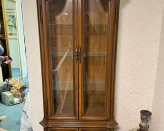 Vintage Drexel Heritage French Provincial Walnut China Cabinet
