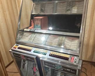 Seeburg Select-O-Matic 222 SH Stereophonic Jukebox