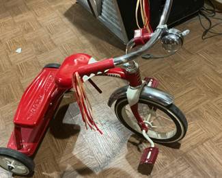 Radio Flyer Classic Red Dual Deck Tricycle