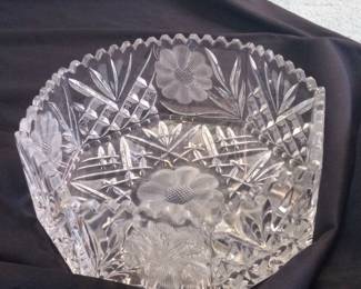 American Brilliant Cut Glass Bowl with Floral and Hobstar Motifs