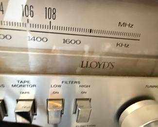 Lloyd's AM/FM Stereo Receiver with 8-Track Player