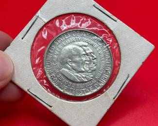 1952 George Washington Carver 90 Silver Commemorative Half Dollar