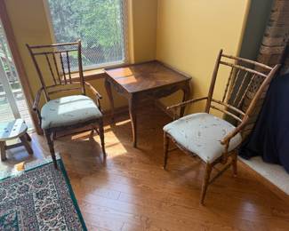 Henredon Table and Chairs