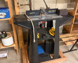 Craftsman Router