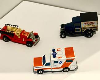 3 mini metal vehicles 