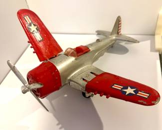 Metal vintage airplane. Minimum bid must start at 10.00