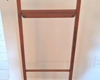 Modern Italian Wood Valet Stand by Fratelli Reguitti