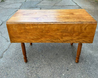 Lot 6: Antique Drop Leaf Table Barley Twist Legs