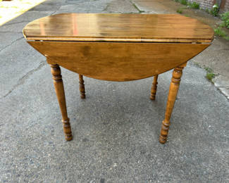 Lot 7: Drop Leaf Round Table