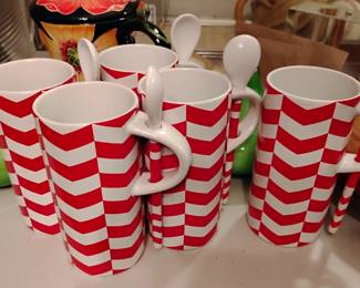 Starbuck's mugs with spoons