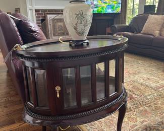 Side tray table/cabinet