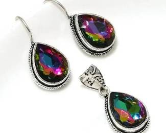 ABC WAREHOUSE LIQUIDATION SALE Fine Jewelry • Diamonds • Natural Gemstones • Rubies • Emeralds • Sapphires • Opals • Gold & Sterling Silver Jewelry • Rings • Pendants • Necklaces • Bracelets • Custom & Special Orders Accepted • And More Exceptional Quality • Unique Selections • Warehouse Liquidation Prices Don't miss this opportunity to purchase beautiful jewelry, diamonds, and natural gemstones at some of the best prices available. We offer exceptional quality, outstanding value, and a unique selection of fine jewelry and gemstones. All Reasonable Offers Will Be Considered