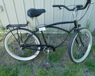 Vintage Schwinn Cruiser Bicycle (Like New)