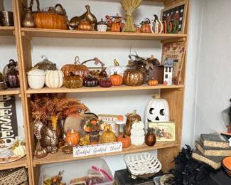 Assorted Autumn Decorative Items second image