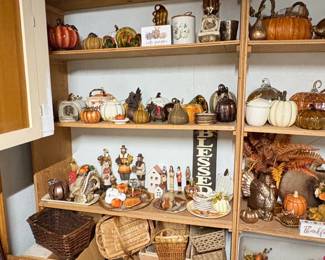 Assorted Autumn Decorative Items