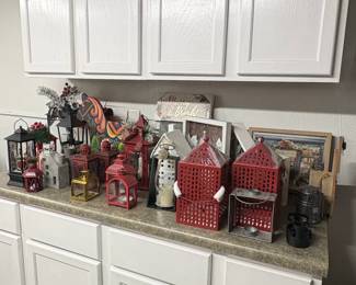 Assorted Christmas Decorative Items