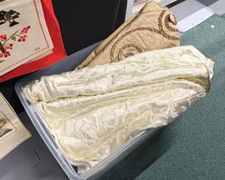 Christmas Quilts and Linens Assortment third image