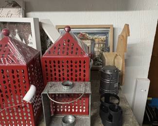 Assorted Christmas Lanterns third image