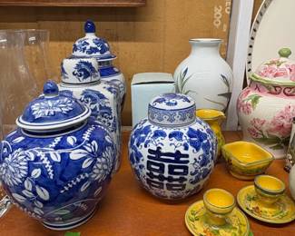 Assorted Decorative Glass Vases and Ceramic Ginger Jars with Chinoiserie and Floral Motifs fifth image