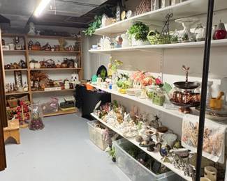 Assorted Decorative Home Goods and Collectibles, including Tiered Trays and Seasonal Decor
