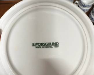Porsgrund Blue Onion Pattern Dinnerware Set third image