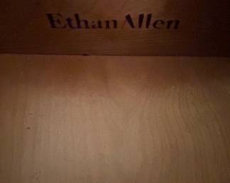 Ethan Allen Heirloom Nutmeg Maple Nightstand third image