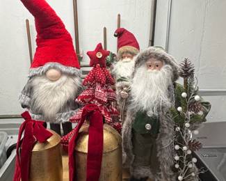 Assorted Christmas Decorative Items third image