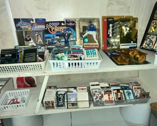 STARTING LINEUPS, MCFARLANE FIGURES