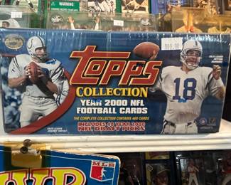 SEALED TOPPS 2000 NFL SET